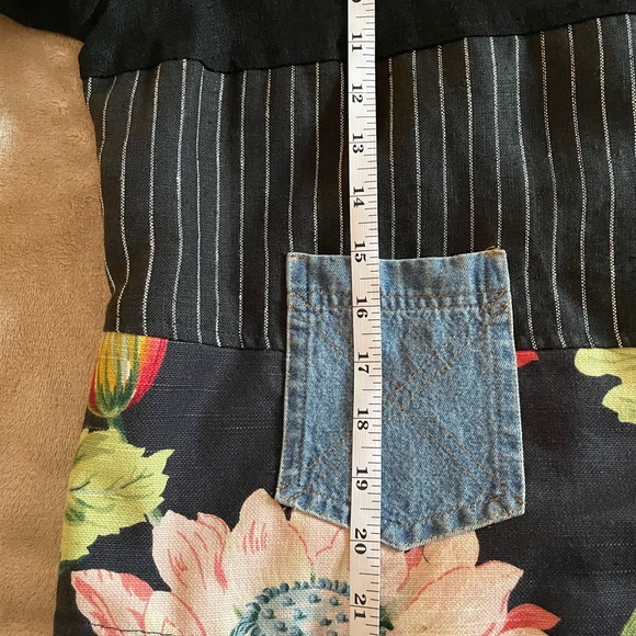 Women’s Black Floral Pattern Blazer Size Medium - Picture 6 of 6